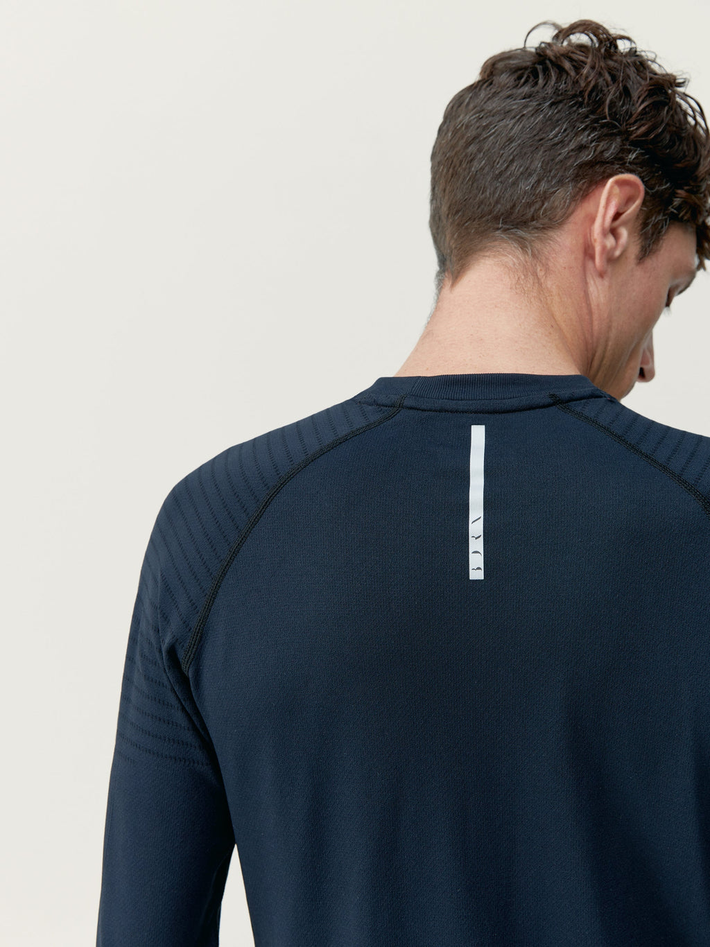 Born Living Yoga Aral Long-Sleeved T-Shirt - Black