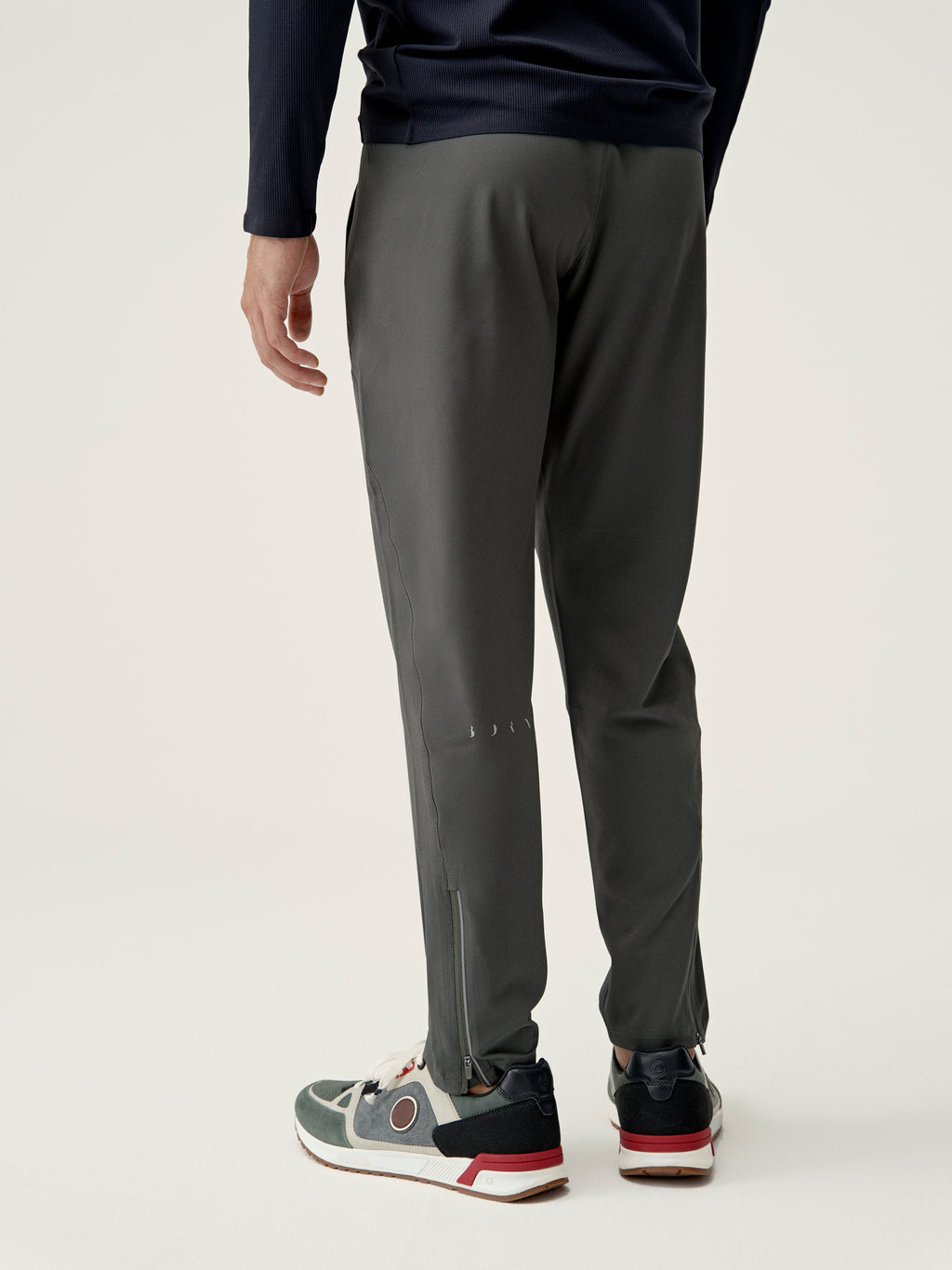 Born Living Yoga Okavango Jogger - Deep Khaki