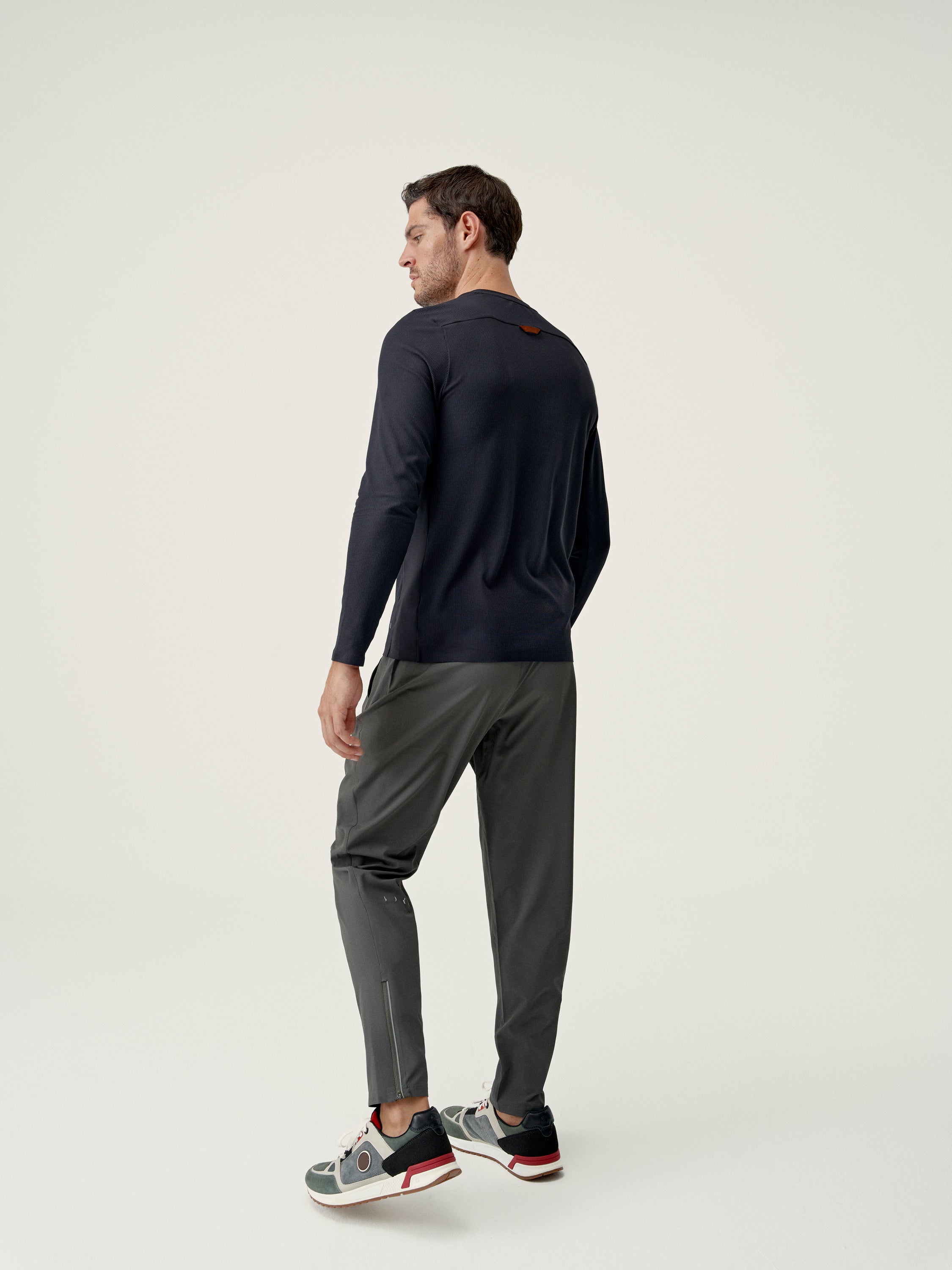 Born Living Yoga Okavango Jogger - Deep Khaki