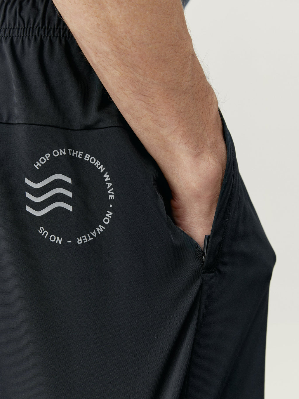 Born Living Yoga Orinoco Short - Black