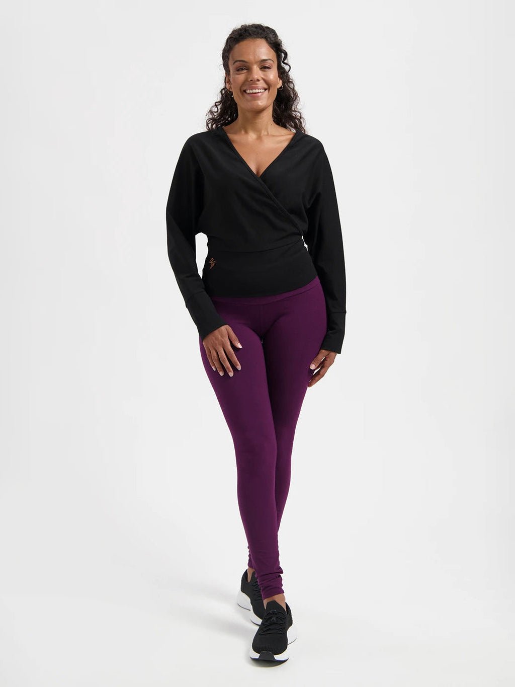 Urban Goddess Ala Long Sleeve Yoga Top - Onyx Black
