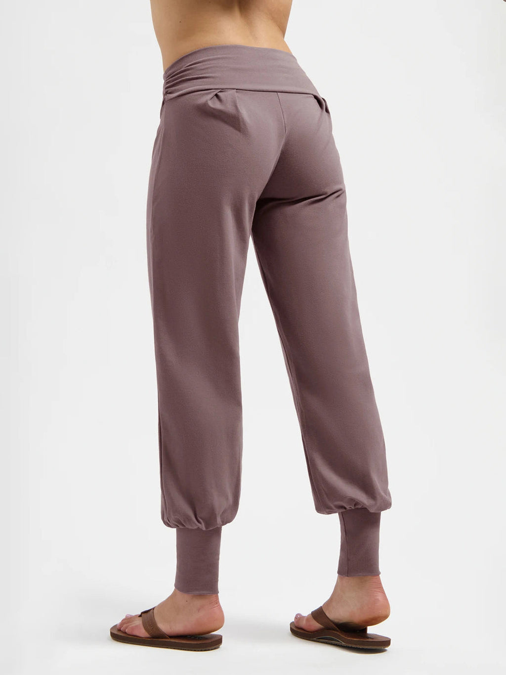 Urban Goddess Dakini Yoga Pants - Fireclay