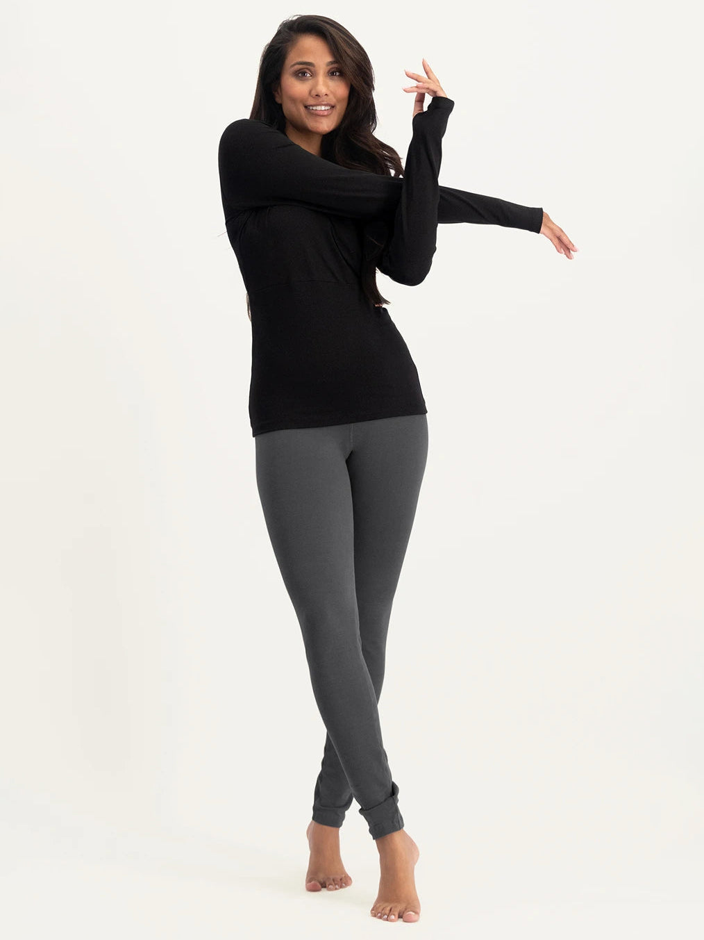 Urban Goddess Ishtar Long Sleeve Yoga Top - Onyx Black