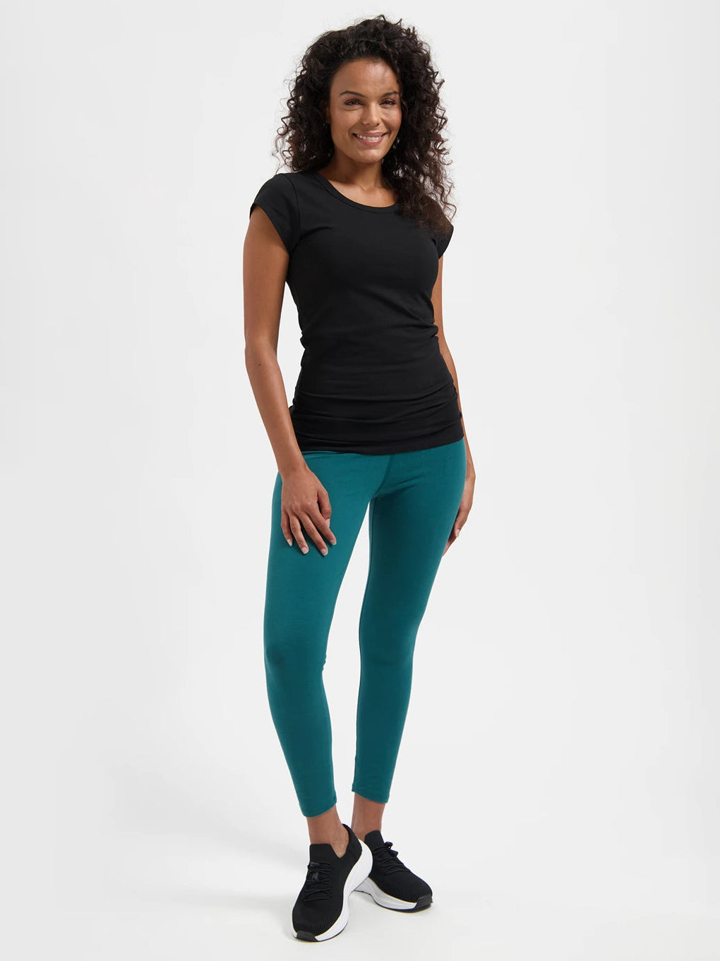Urban Goddess Zefira Yoga Tee - Onyx Black